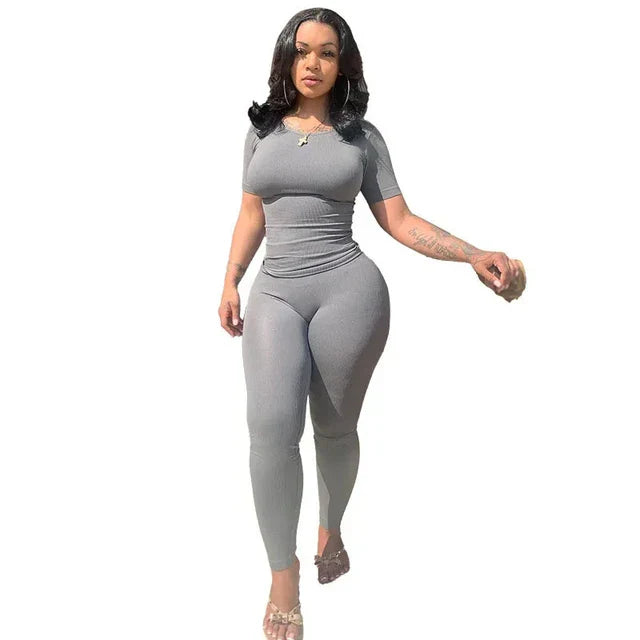 Comfortable Retro Tight Training & Tracksuit For Women | Perfect for Everyday Wear