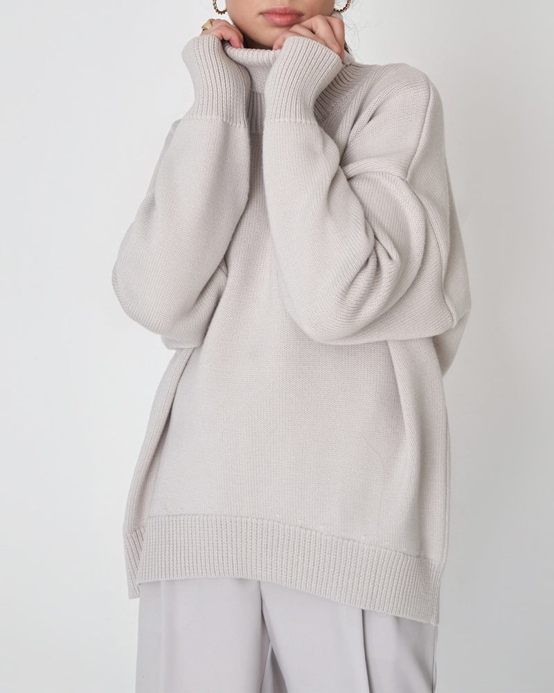 Elegant Oversized Cotton Turtleneck Sweater for Women | Perfect for Casual Days