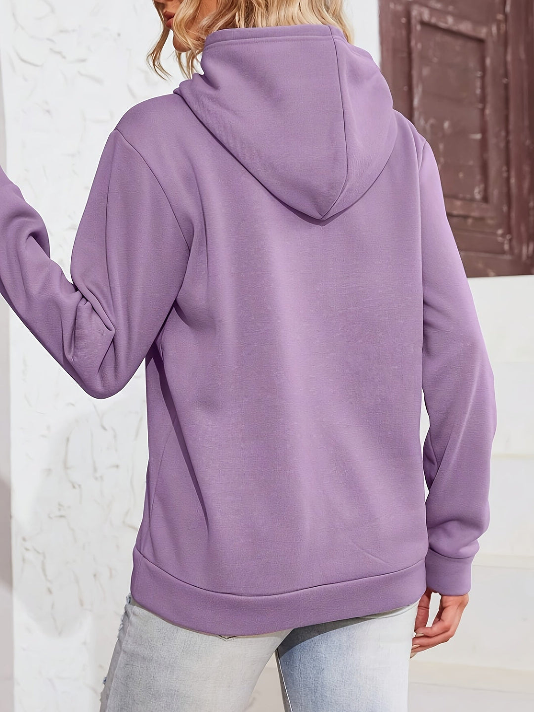 Casual Sweat Pullover Hoodie with Print and Hood for Women | Perfect for Casual Days