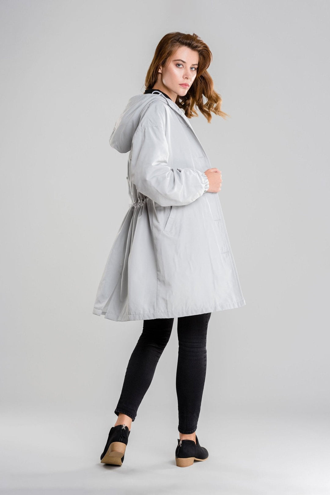 Stylish Waterproof Breathable Rain Jacket with Hood for Women | Perfect for Outdoor Activities