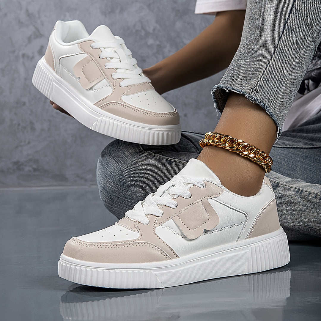 Stylish Plus-Size Ultralight Fashion Sneakers for Women | Perfect for Casual Days