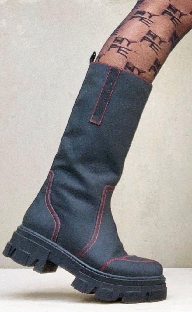 Elegant Knee High Vegan Leather Plateau Boots for Women | Ideal for Autumn