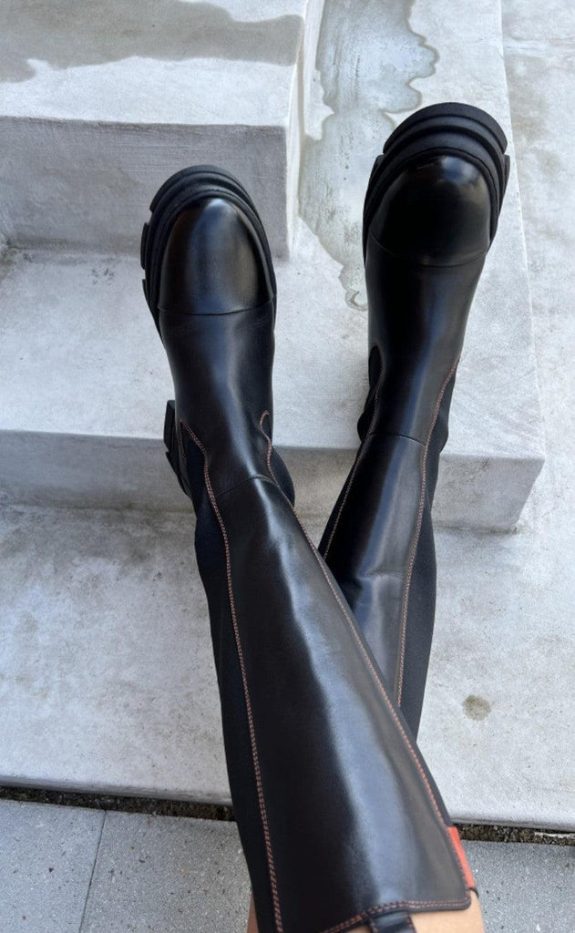 Elegant Black Knee High Vegan Leather Plateau Boots for Women | Perfect for Everyday Wear