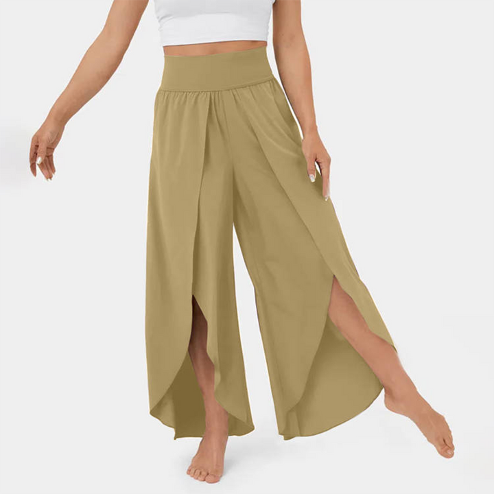 India - Women's Flare Trousers - Chic - High-Quality Fabric - Perfect for Casual Days