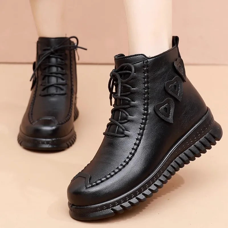 Elegant Vegan Leather Flat Ankle Boots for Women | Ideal for Autumn/Winter