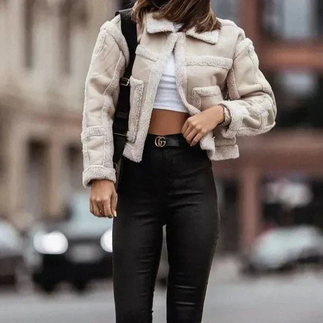 Stylish Retro Vegan Leather Jacket with Vegan Fur for Women | Perfect for Casual Days