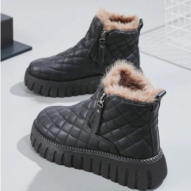 Casual Platform Ankle Boots with Zipper and Vegan Fur for Women | Ideal for Autumn