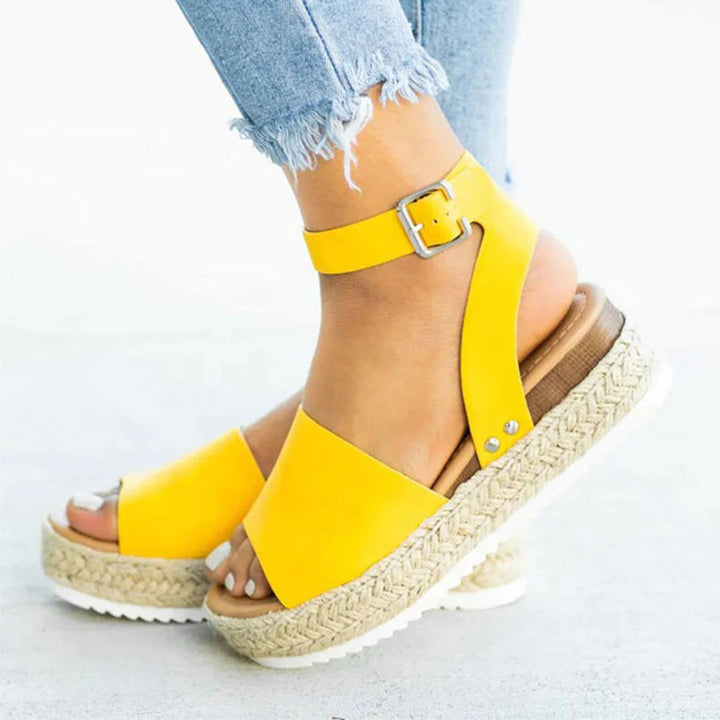 Karen - Sandals - Leisure - Seasoncollection- Perfect for Casual Days