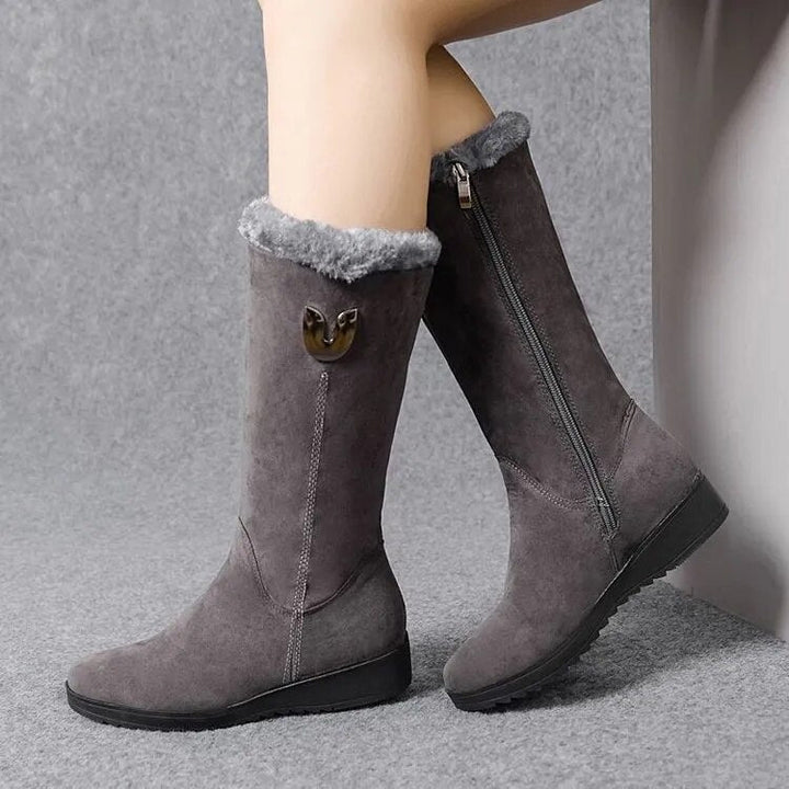 Elegant Flat Suede Boots with Zipper and Wool for Women | Perfect for Casual Days