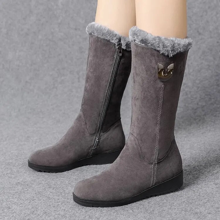 Elegant Flat Suede Boots with Zipper and Wool for Women | Perfect for Casual Days