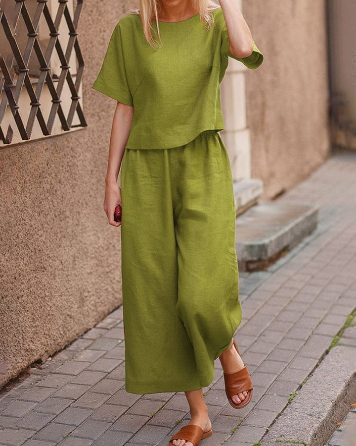 Vanessa - Two-Piece Women Suit - Elegant - Modern Style - Everyday Wear