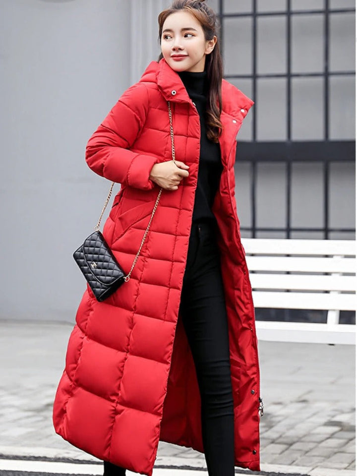 Women's Elegant Long Parka with Fur Hood and Belt | Ideal for Autumn/Winter